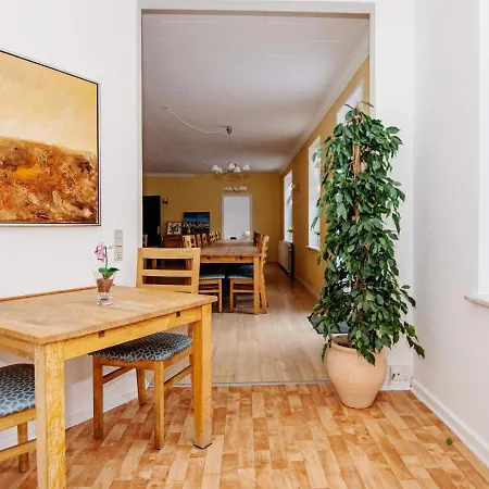Two-bedroom Holiday In Skanninge *